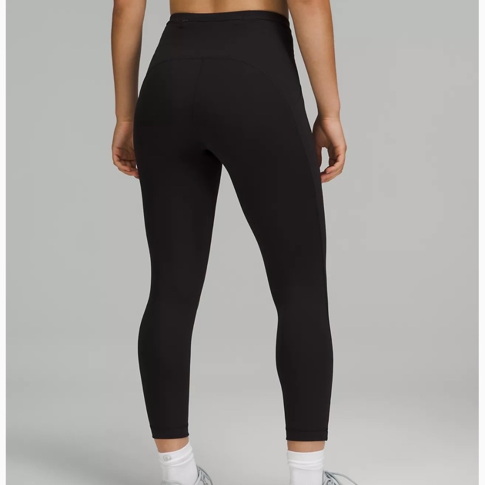 BRAND NEW Swift Speed High-Rise Crop 23" Size 2